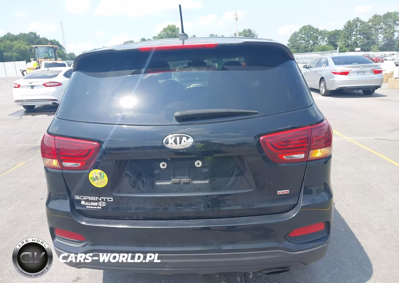 2019 Kia Sorento 2.4L L VIN:5XYPG4A39KG562518 - 16
