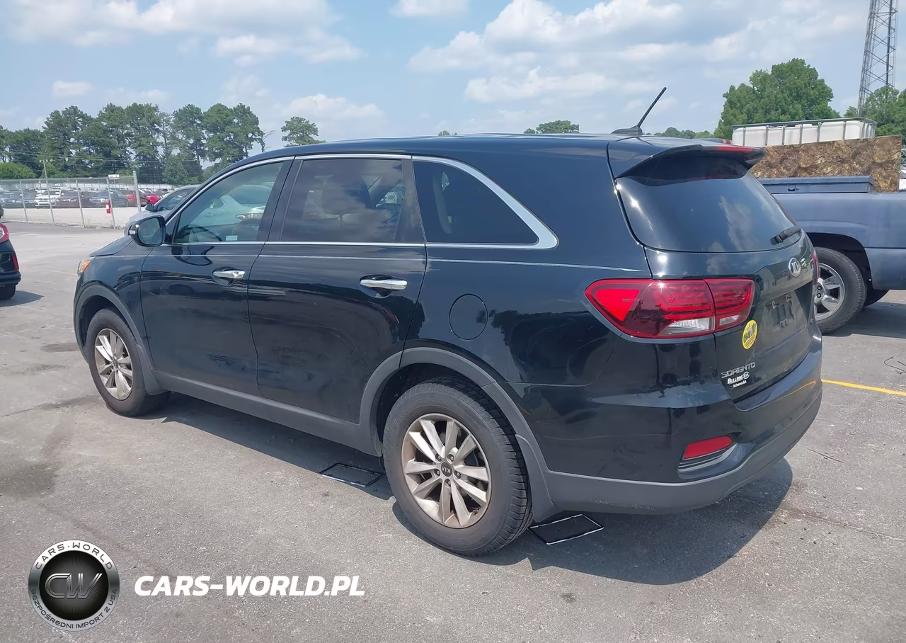 2019 Kia Sorento 2.4L L VIN:5XYPG4A39KG562518 - 3