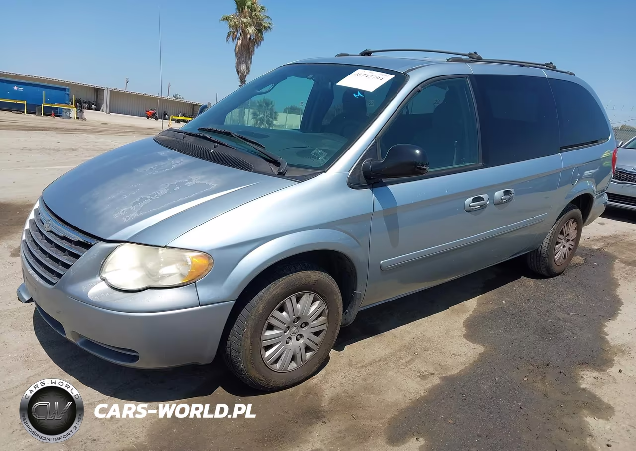 2005 Chrysler Town & Country Lx VIN:2C4GP44R55R123445 - 2