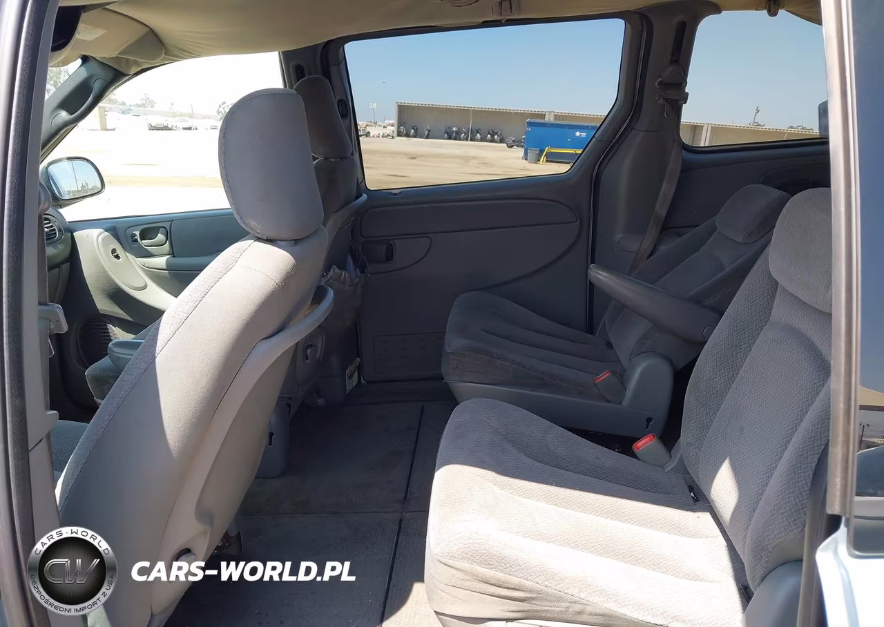 2005 Chrysler Town & Country Lx VIN:2C4GP44R55R123445 - 8