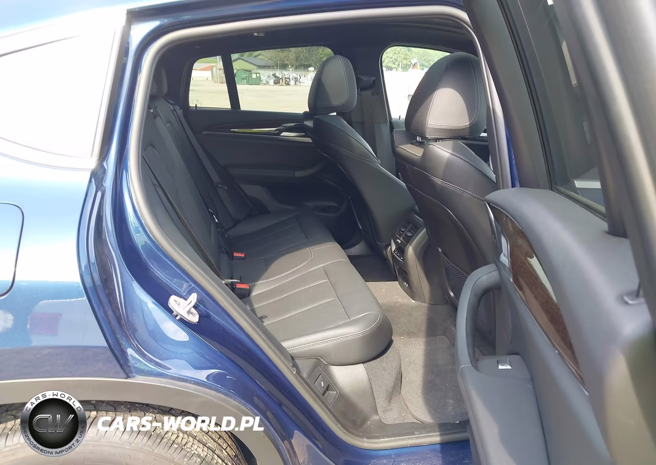 2025 BMW X4 xDrive30I VIN:5UX33DT0XS9Y54269 - 8