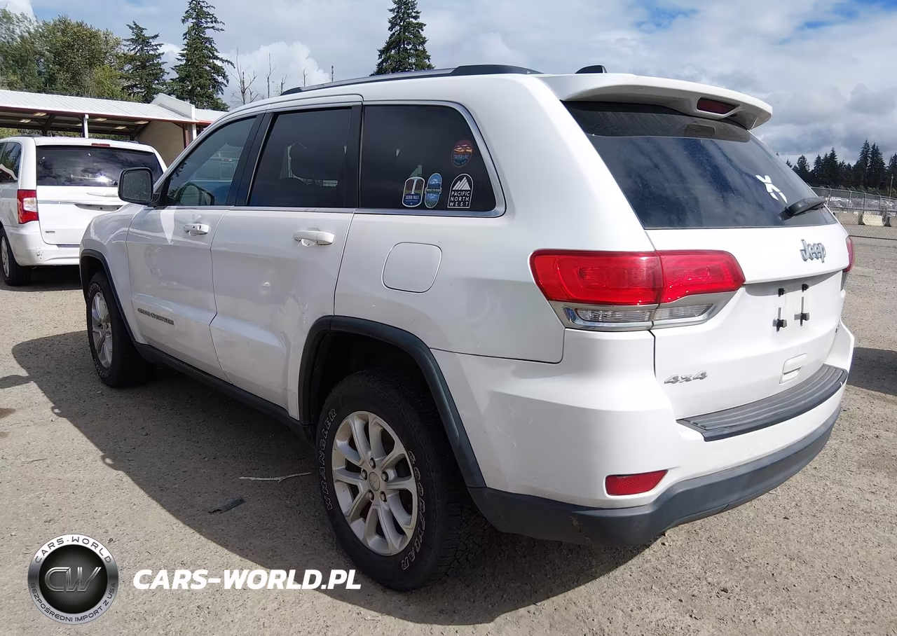 2016 Jeep Grand Cherokee Laredo VIN:1C4RJFAG5GC302394 - 3