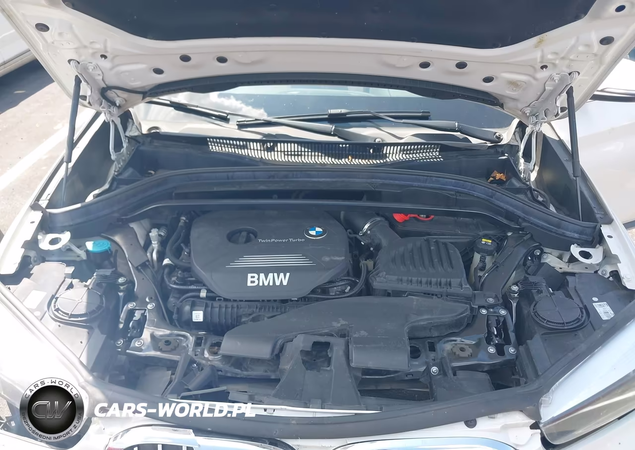 2018 BMW X1 xDrive28I VIN:WBXHT3C39J5F88895 - 10