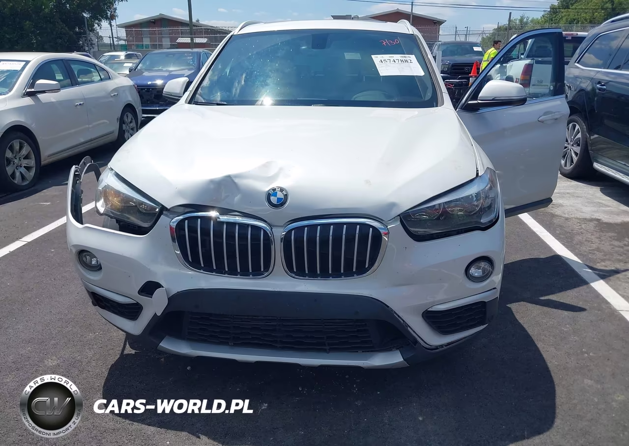 2018 BMW X1 xDrive28I VIN:WBXHT3C39J5F88895 - 6