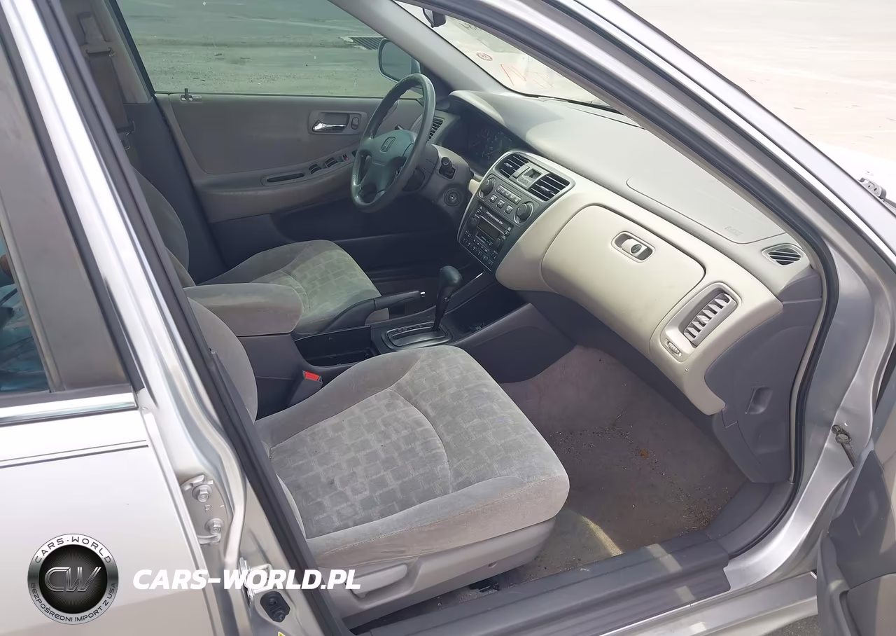 2001 Honda Accord 2.3 Ex VIN:JHMCG56681C003969 - 5