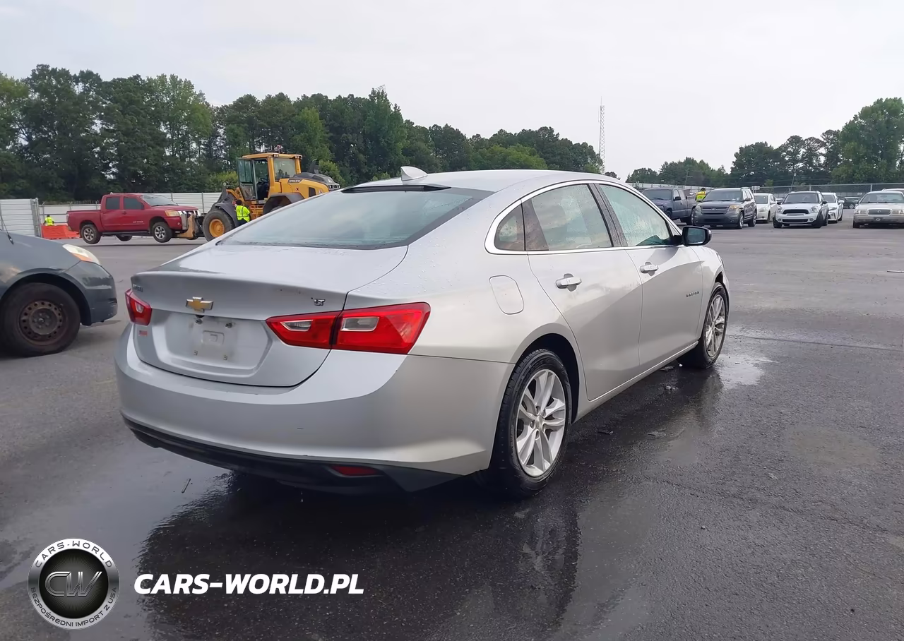 2017 Chevrolet Malibu 1Lt VIN:1G1ZE5ST3HF174904 - 4