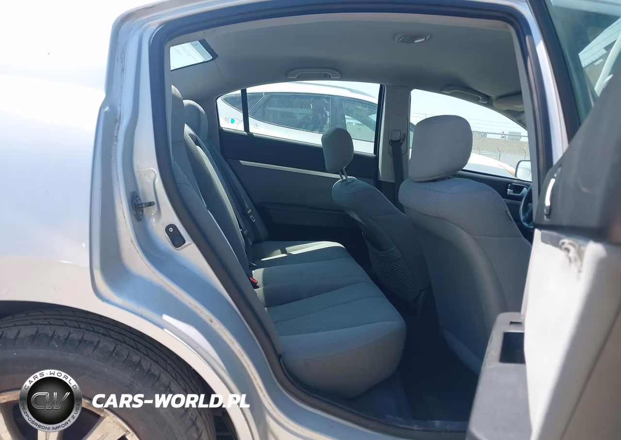 MITSUBISHI GALANT ES VIN:4A3AB36F48E020145 - 8