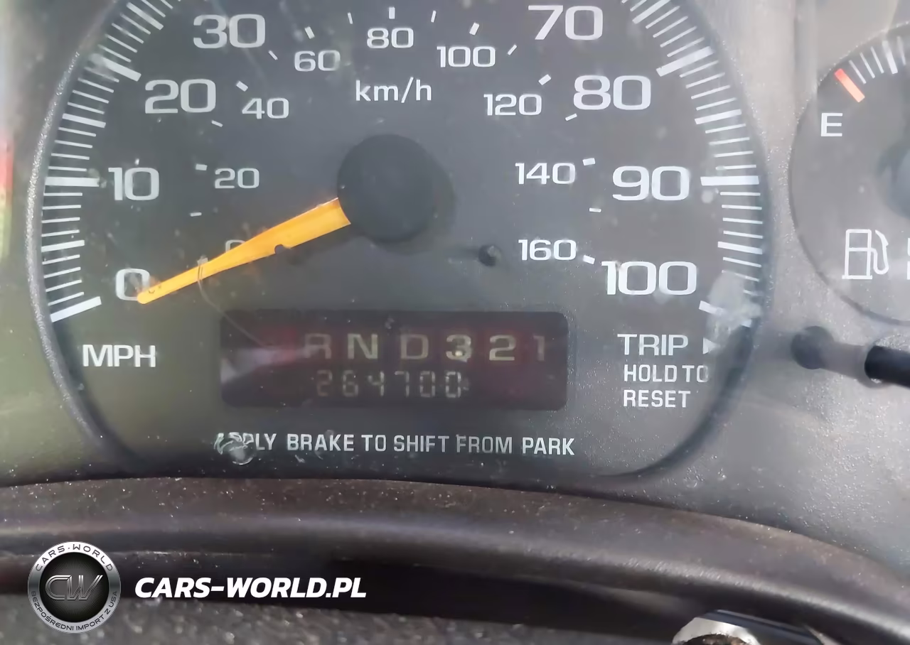 2001 Chevrolet Express VIN:1GCFG25W711145210 - 7