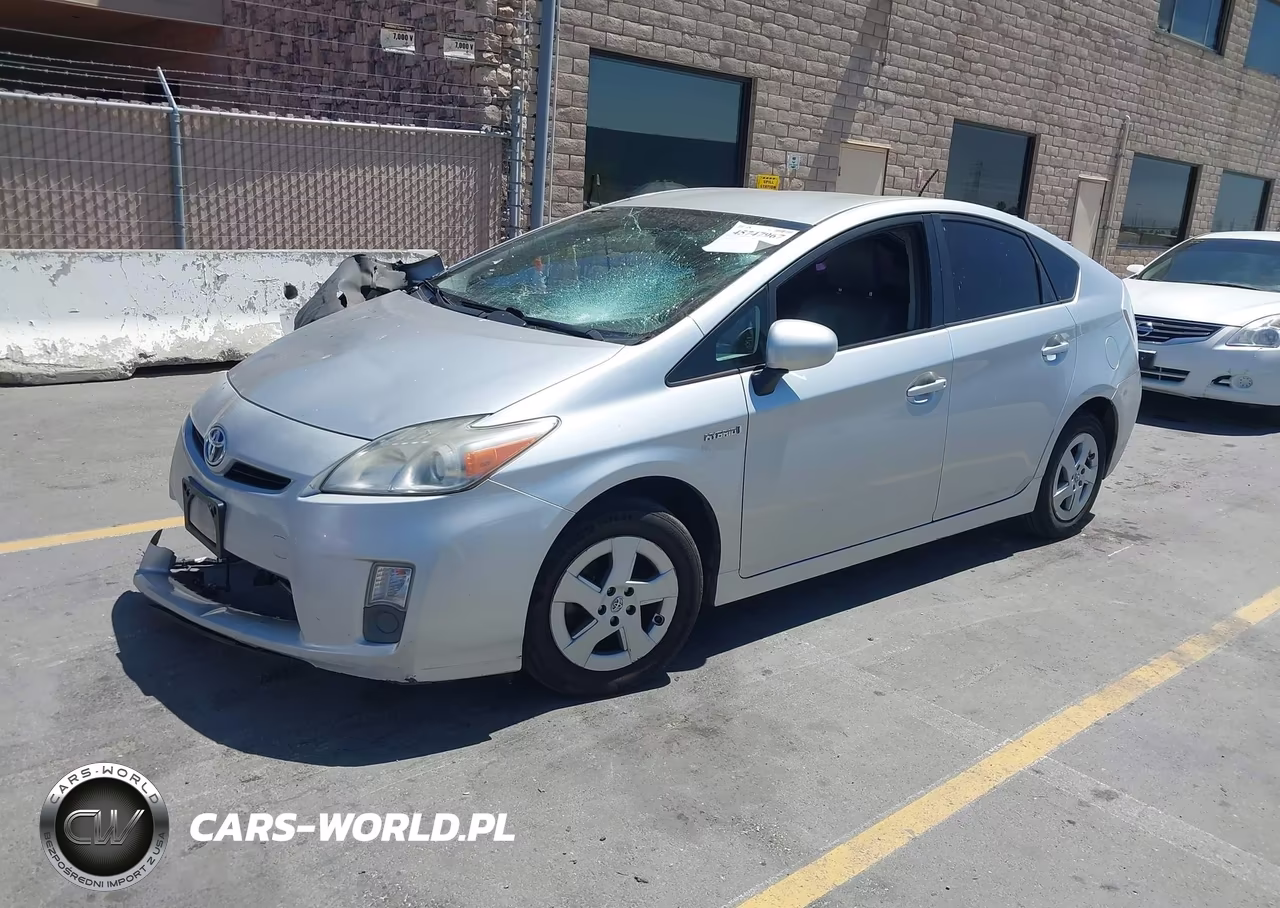 2011 Toyota Prius Four VIN:JTDKN3DU5B5266662 - 2