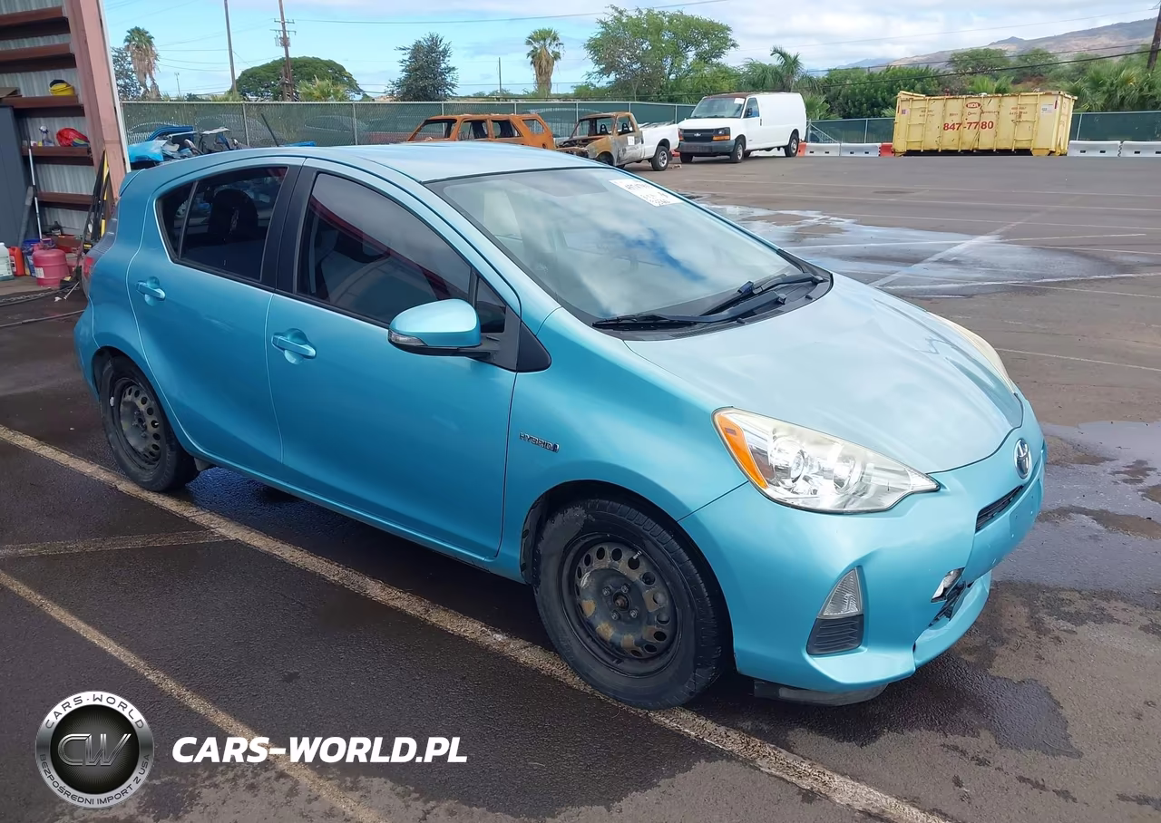 2014 Toyota Prius C Four-One-Three-Two