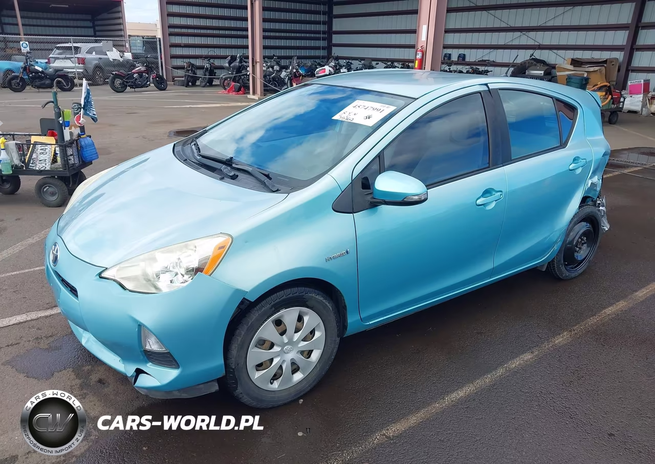 2014 Toyota Prius C Four-One-Three-Two VIN:JTDKDTB37E1080095 - 2