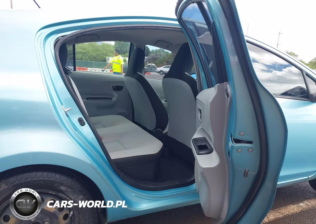 2014 Toyota Prius C Four-One-Three-Two VIN:JTDKDTB37E1080095 - 8