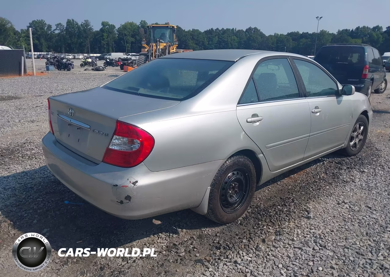 2002 Toyota Camry Le VIN:4T1BE32K82U510436 - 4