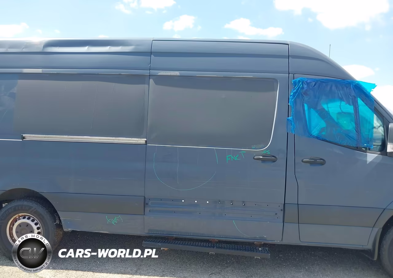 2019 Mercedes-Benz Sprinter 2500 High Roof V6 VIN:WD4PF1CD7KP124073 - 14