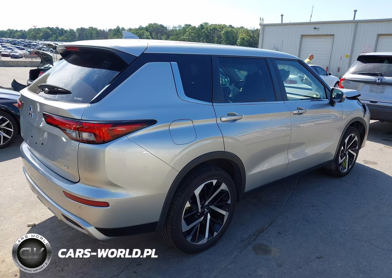 2023 Mitsubishi Outlander Ralliart S-Awc-Se 2.5 S-Awc-Se Black Edition S-Awc-Se Special Editiont S-Awc VIN:JA4J4UA82PZ035496 - 4