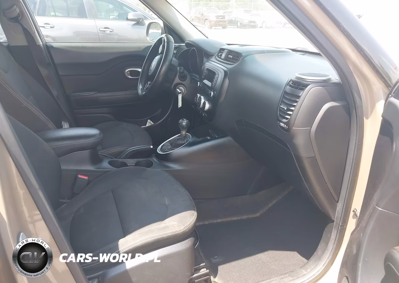 2014 Kia Soul + VIN:KNDJP3A55E7054890 - 5