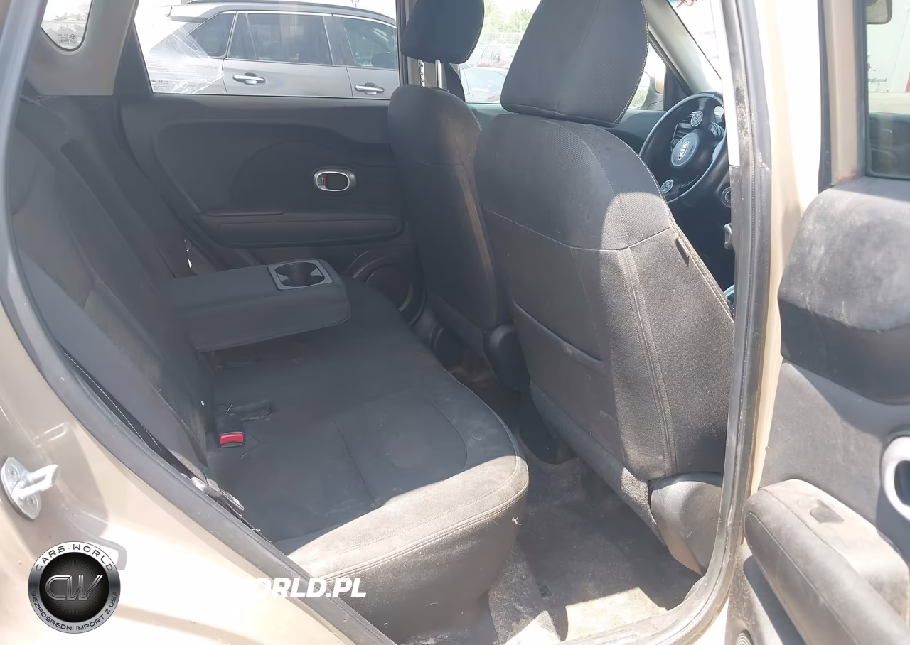 2014 Kia Soul + VIN:KNDJP3A55E7054890 - 8