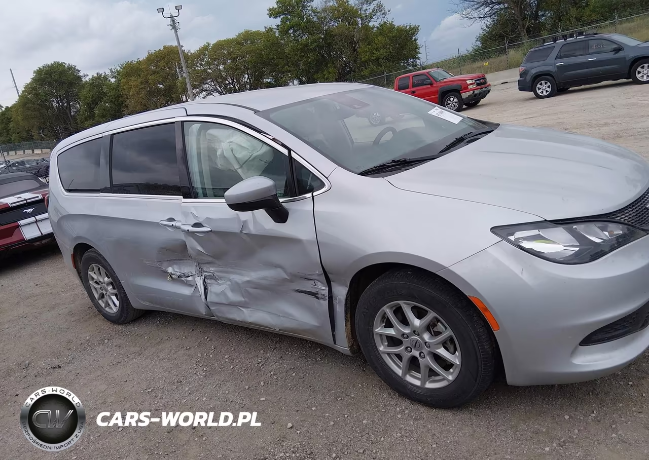2023 Chrysler Voyager Lx VIN:2C4RC1CG2PR526725 - 13
