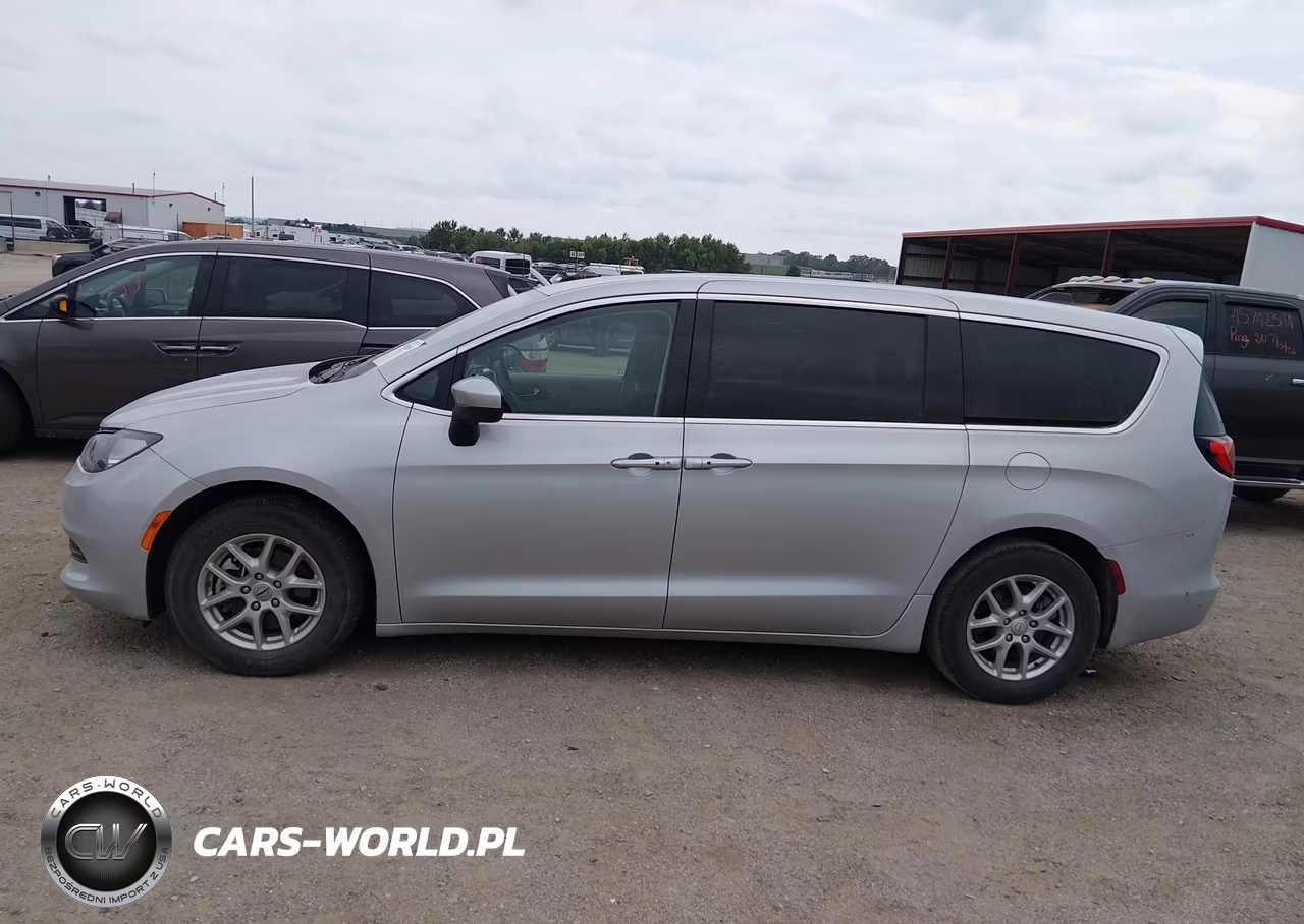 2023 Chrysler Voyager Lx VIN:2C4RC1CG2PR526725 - 14