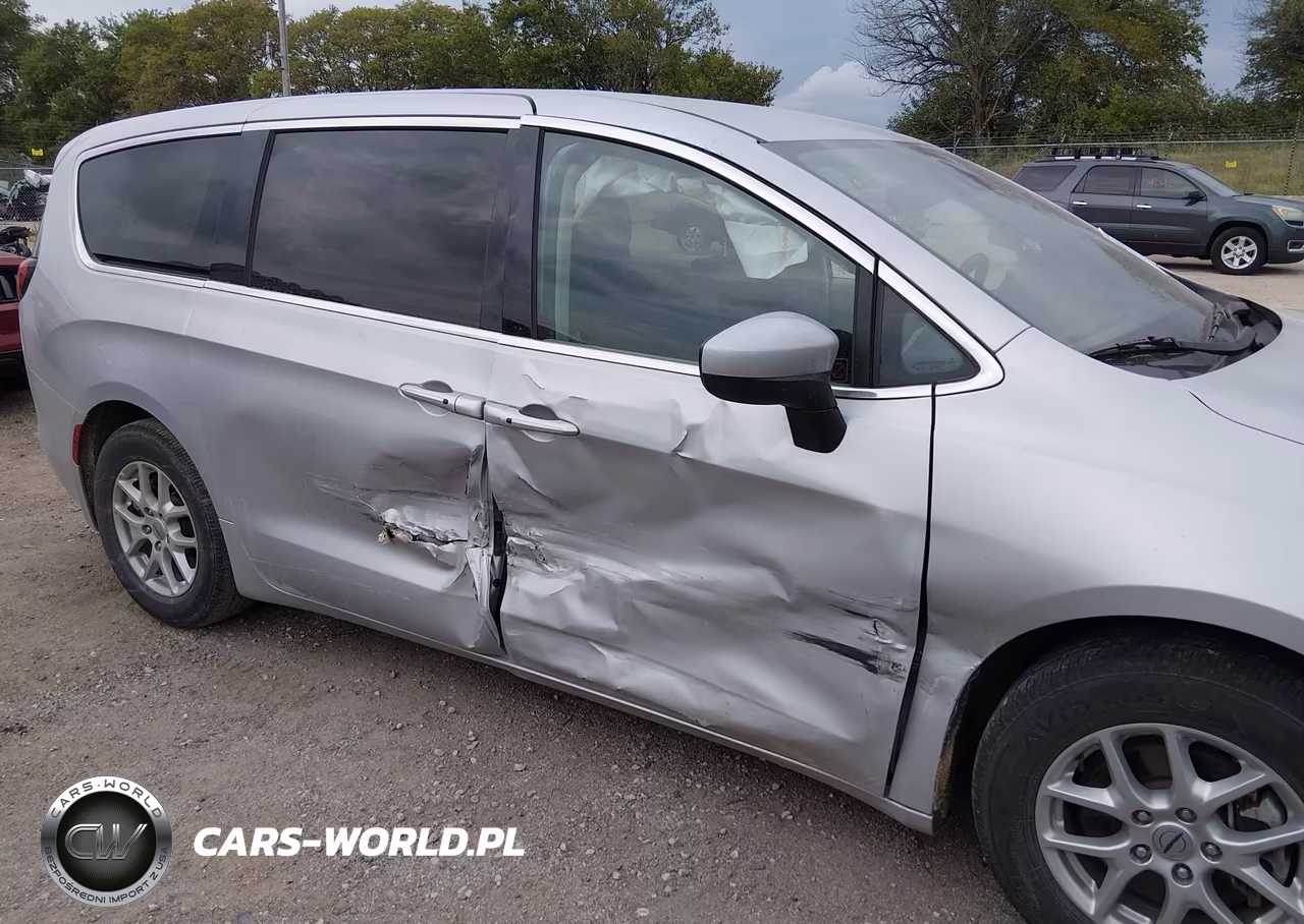 2023 Chrysler Voyager Lx VIN:2C4RC1CG2PR526725 - 6