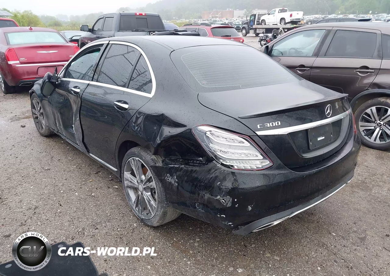 2015 Mercedes-Benz C 300 VIN:55SWF4JB9FU089981 - 3