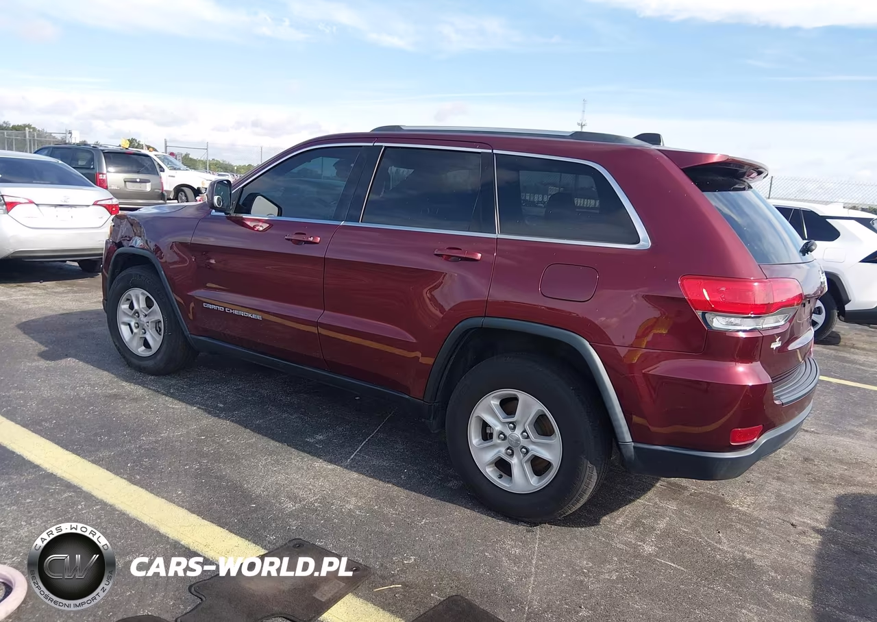 2016 Jeep Grand Cherokee Laredo VIN:1C4RJEAG8GC386687 - 3