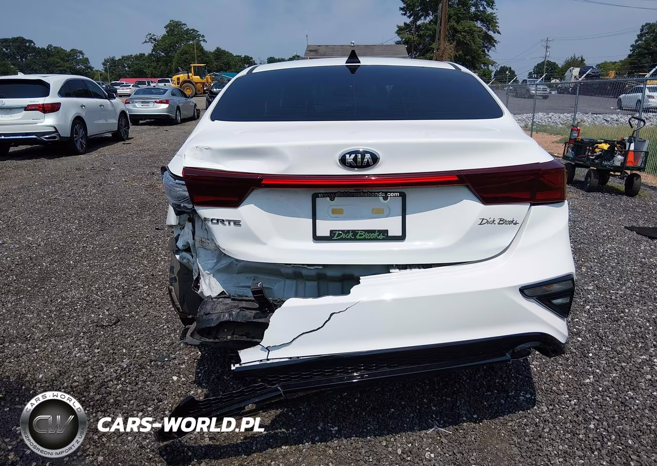 2021 Kia Forte Lxs VIN:3KPF24AD0ME383027 - 16