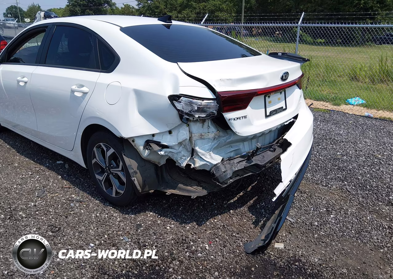 2021 Kia Forte Lxs VIN:3KPF24AD0ME383027 - 6