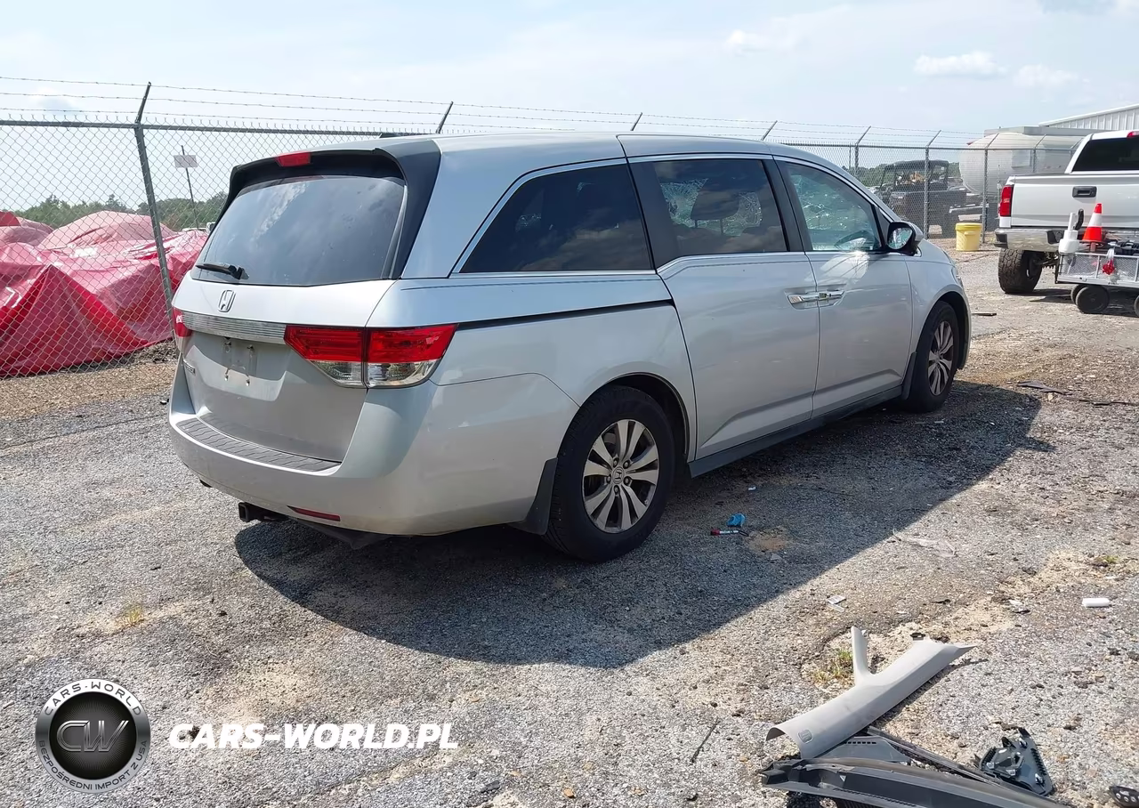 2015 Honda Odyssey Ex-L VIN:5FNRL5H61FB002435 - 4
