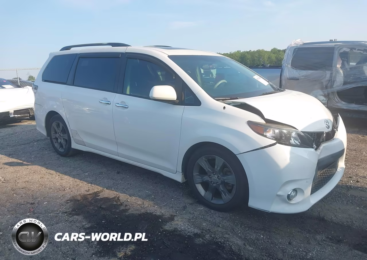 2014 Toyota Sienna Se 8 Passenger – zdjęcie 1 z 16