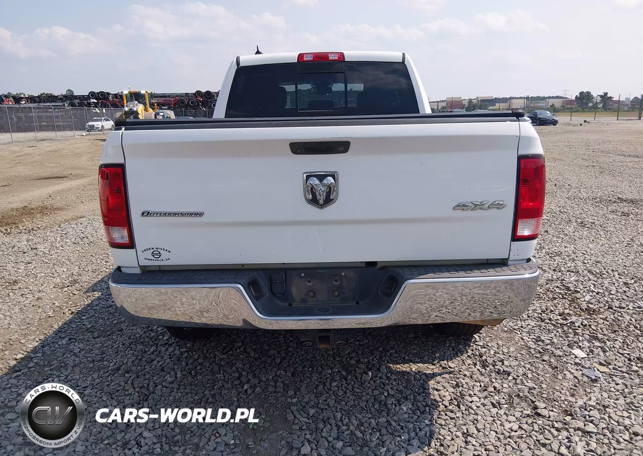 2015 Ram 1500 Outdoorsman VIN:1C6RR7TT8FS505204 - 16
