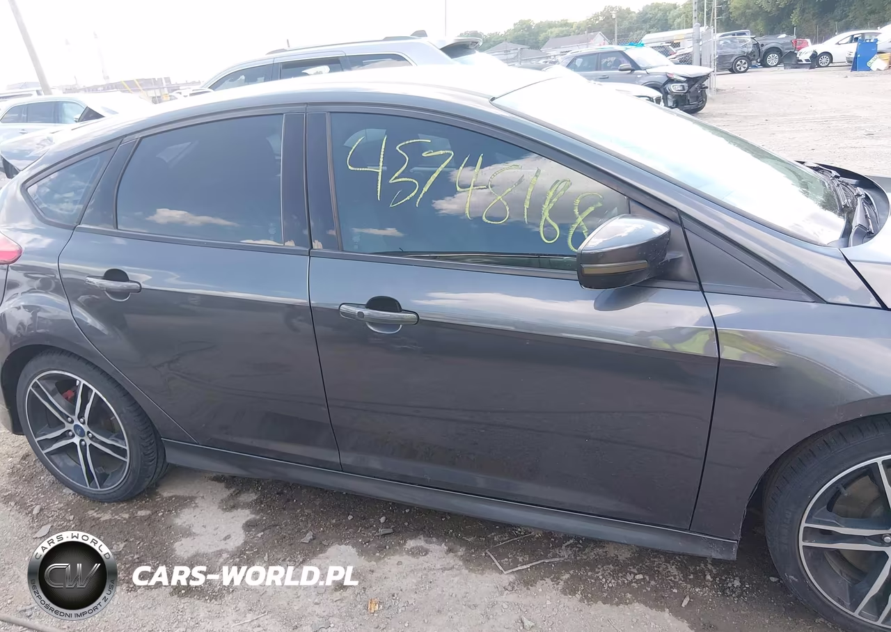 2017 Ford Focus St VIN:1FADP3L96HL292584 - 13