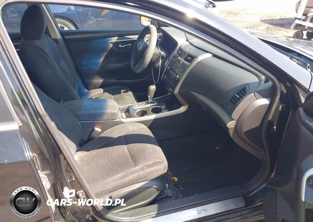 2014 Nissan Altima 2.5 S VIN:1N4AL3AP1EN238951 - 5