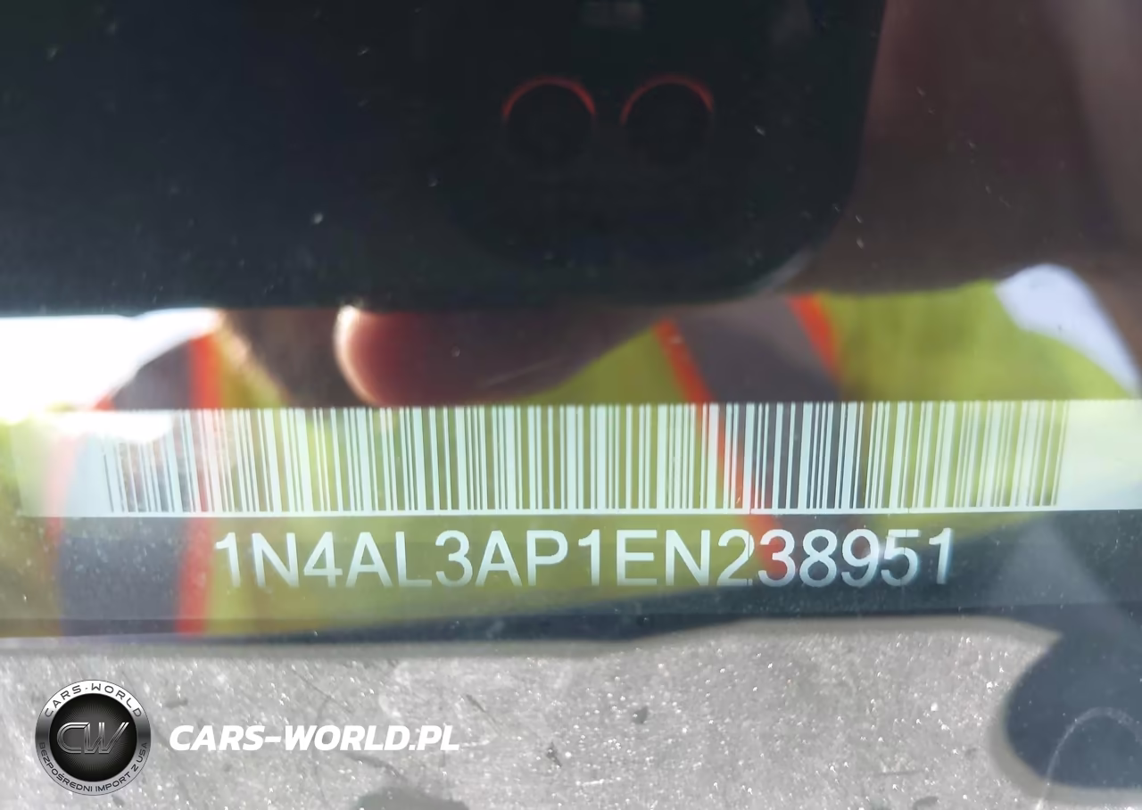 2014 Nissan Altima 2.5 S VIN:1N4AL3AP1EN238951 - 9