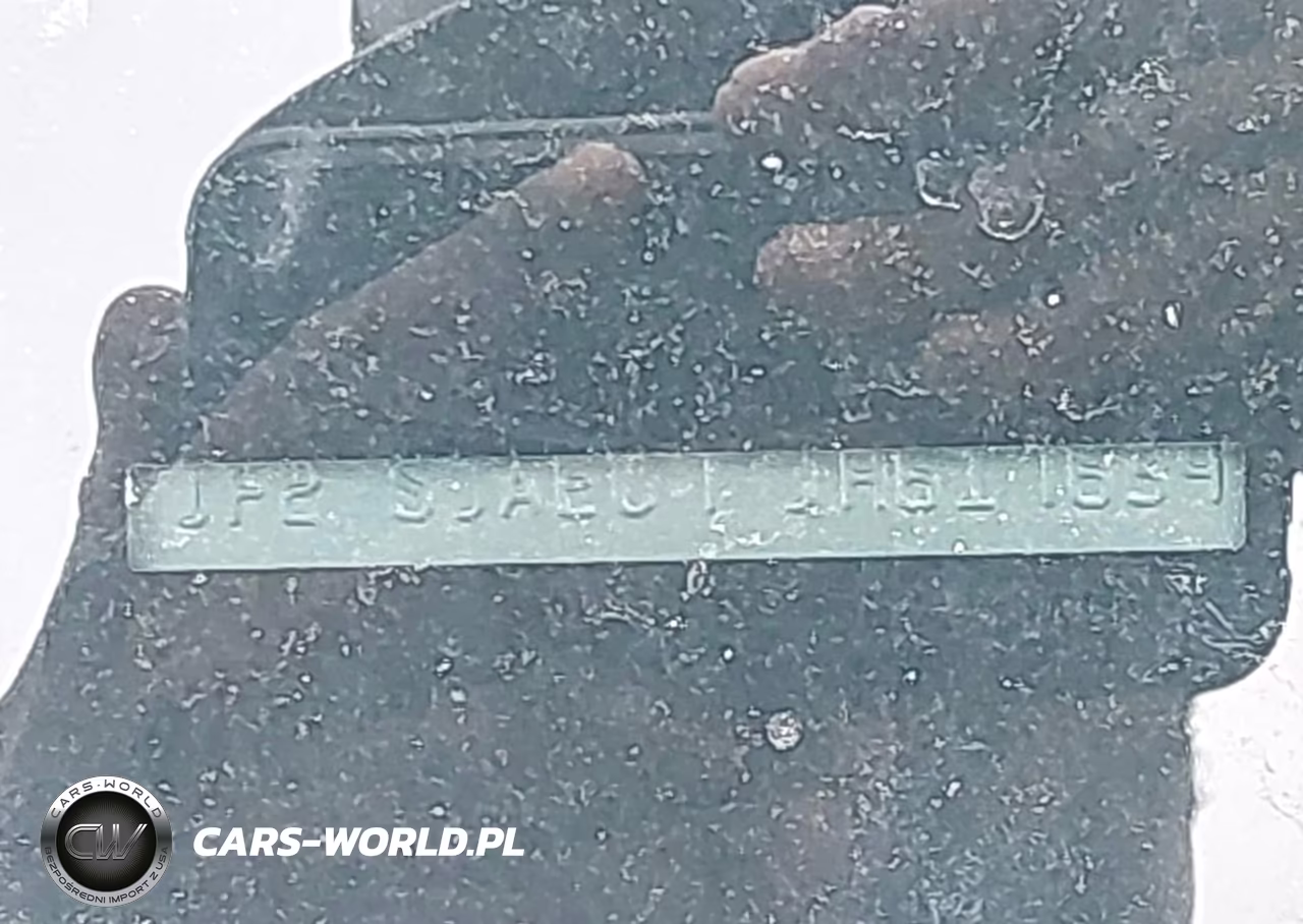2018 Subaru Forester 2.5I Premium VIN:JF2SJAEC7JH617639 - 17