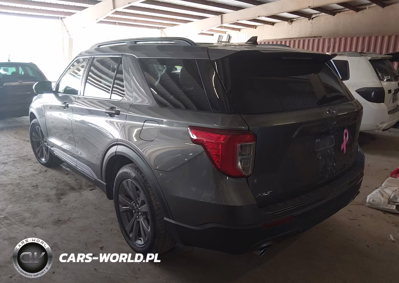 2023 Ford Explorer Xlt VIN:1FMSK7DHXPGC37216 - 3