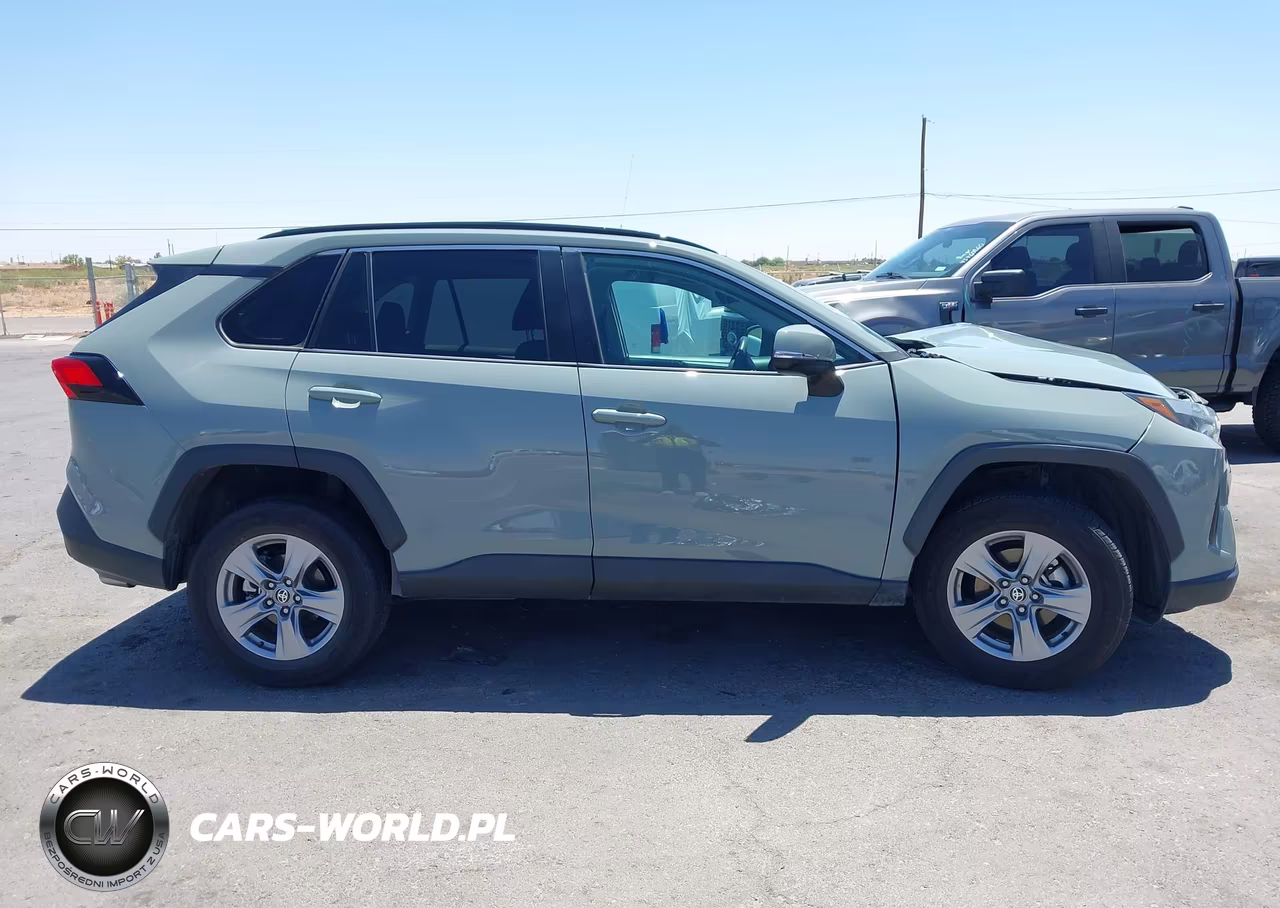 2022 Toyota Rav4 Xle VIN:2T3W1RFV1NW190652 - 12