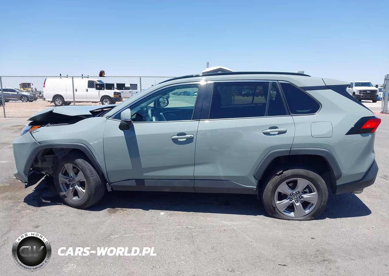 2022 Toyota Rav4 Xle VIN:2T3W1RFV1NW190652 - 13