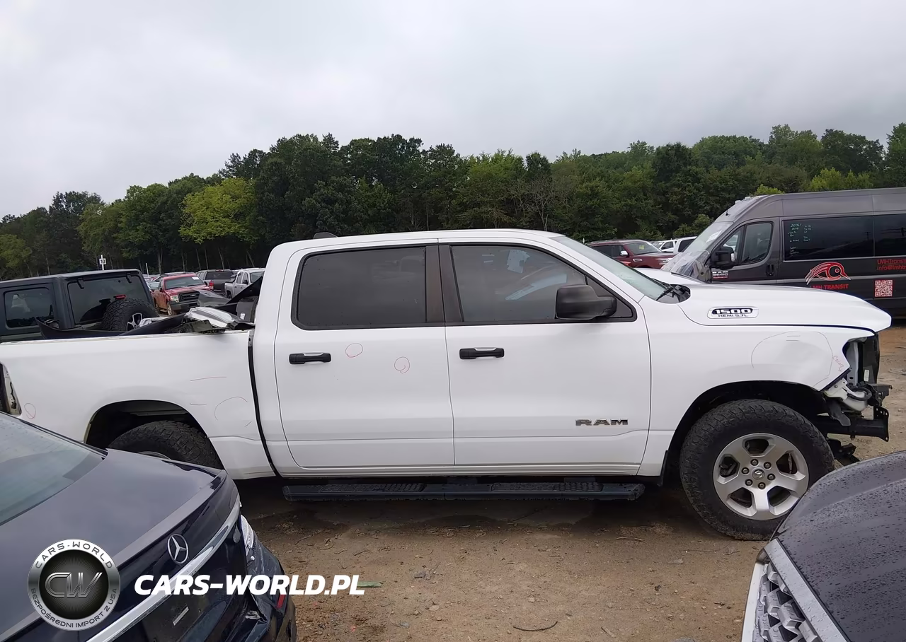 2019 Ram 1500 Tradesman 4X4 5'7 Box VIN:1C6SRFGT4KN605346 - 14