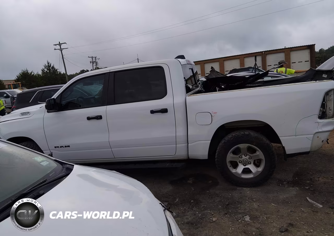 2019 Ram 1500 Tradesman 4X4 5'7 Box VIN:1C6SRFGT4KN605346 - 15
