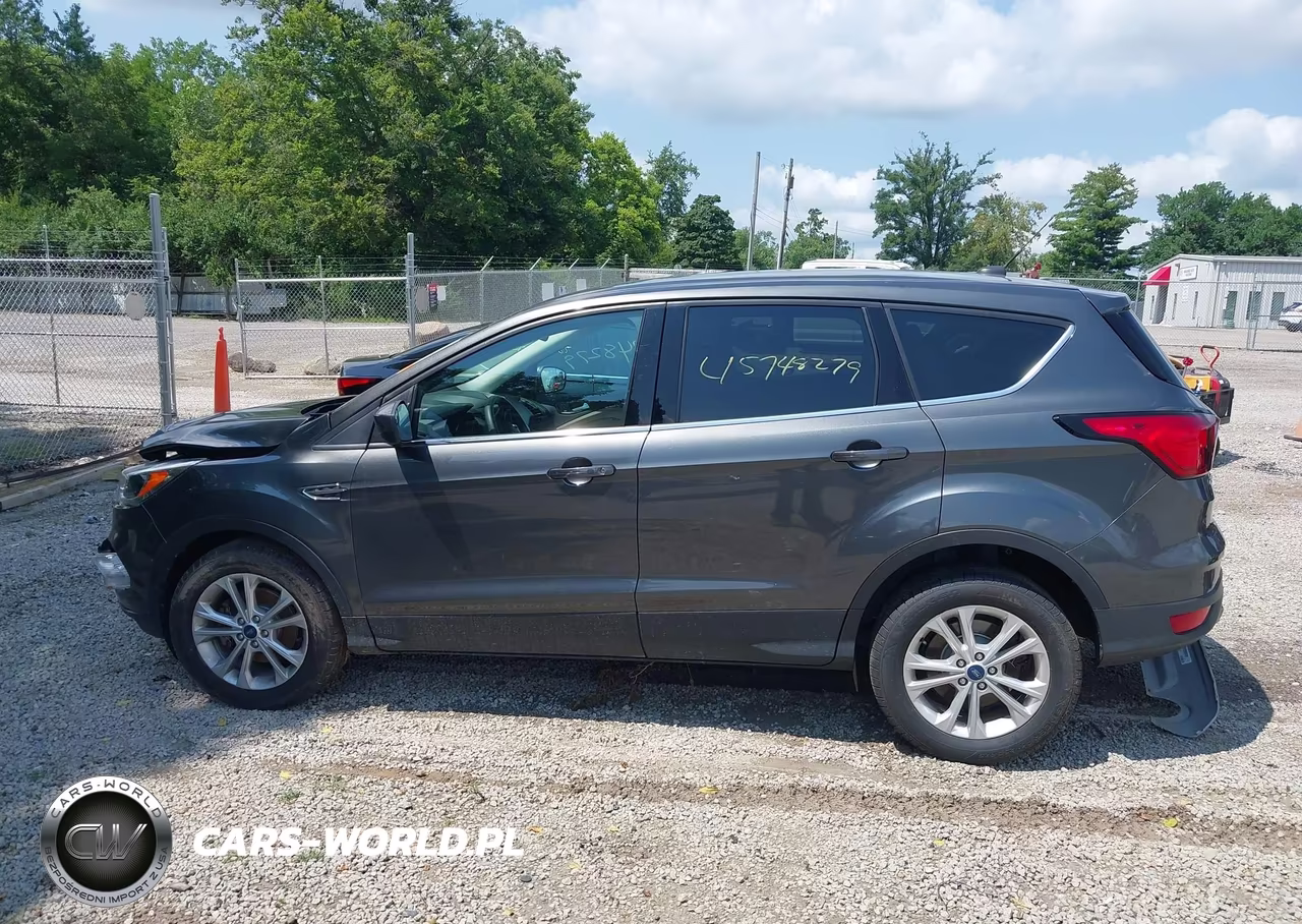 2019 Ford Escape Se VIN:1FMCU0GD2KUA95131 - 14