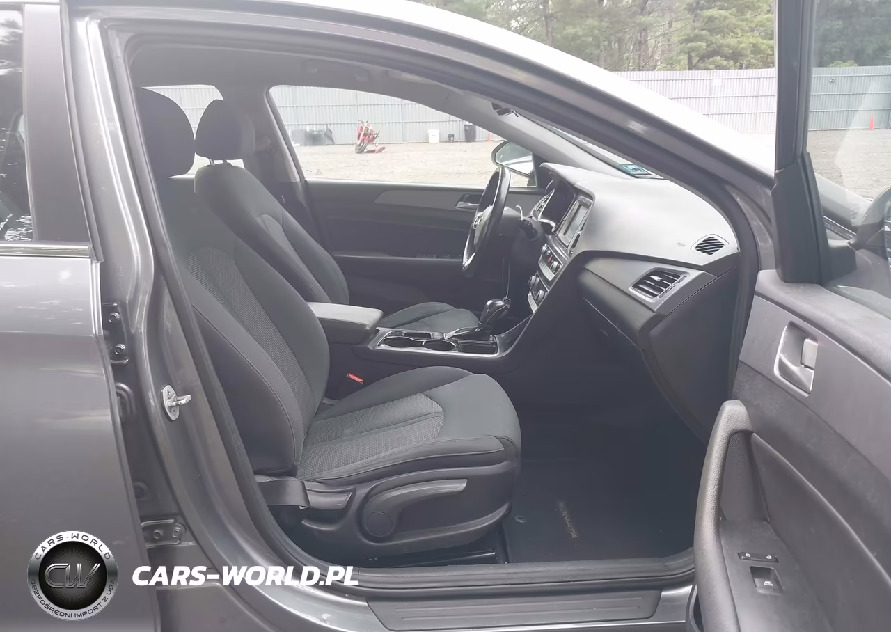 2018 Hyundai Sonata Sel+ VIN:5NPE34AF3JH718850 - 5