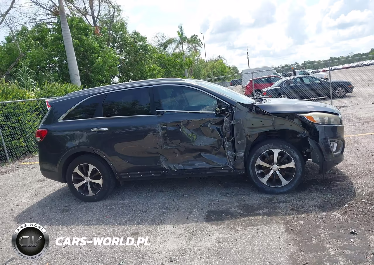2018 Kia Sorento 3.3L Ex VIN:5XYPH4A50JG374712 - 14