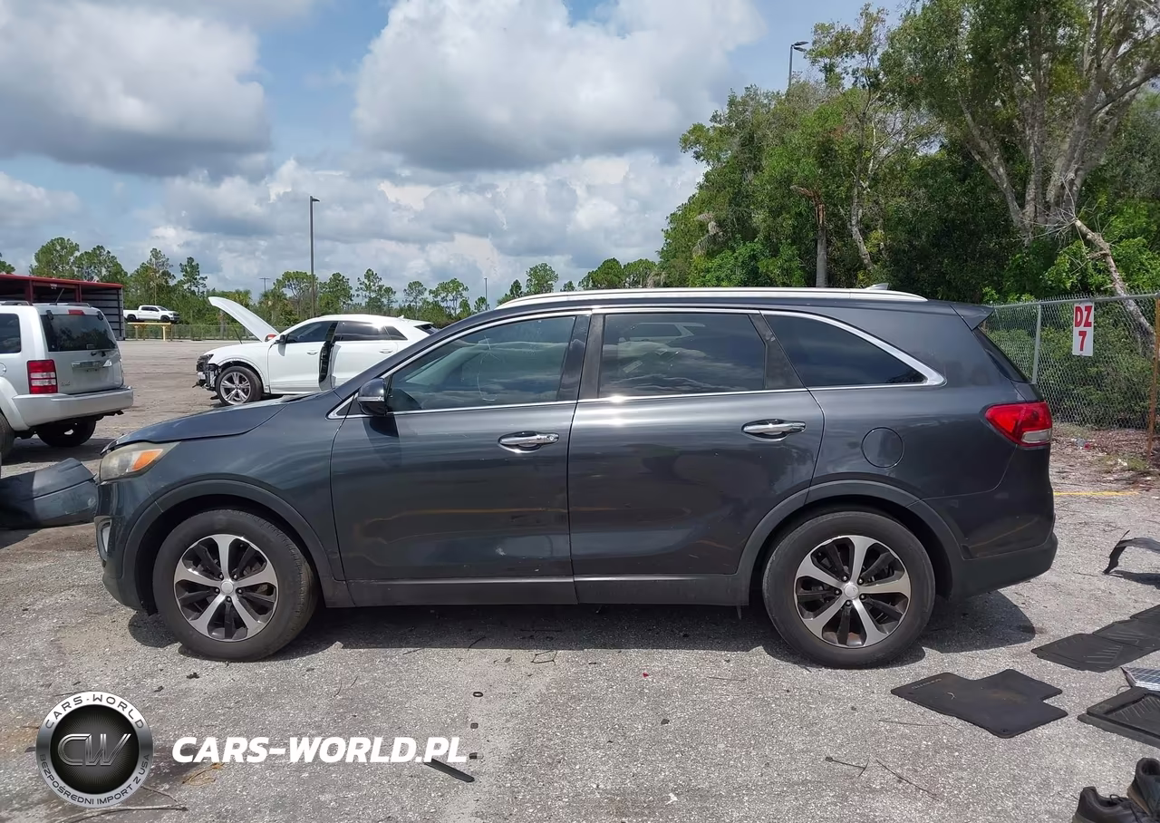 2018 Kia Sorento 3.3L Ex VIN:5XYPH4A50JG374712 - 15