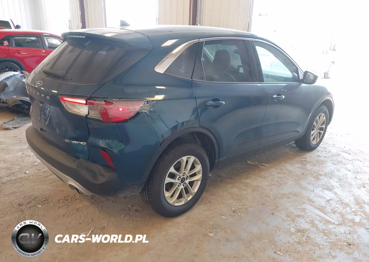 2020 Ford Escape Se VIN:1FMCU9G65LUC67398 - 4