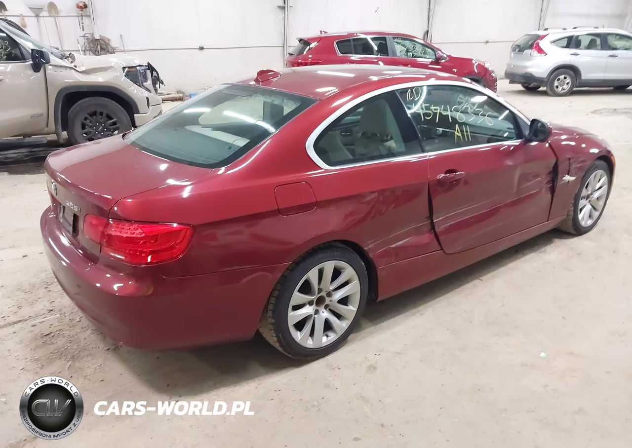 2011 BMW 328I xDrive VIN:WBAKF5C54BE586961 - 4
