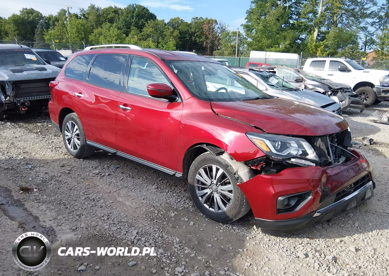 2018 Nissan Pathfinder Sv