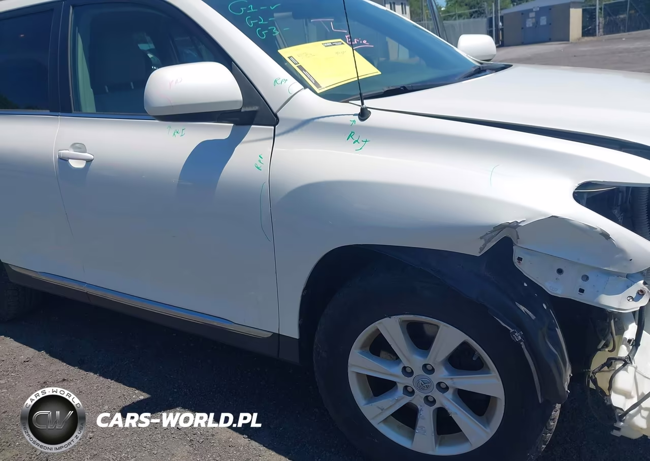 2012 Toyota Highlander Base V6 VIN:5TDBK3EH3CS147837 - 17