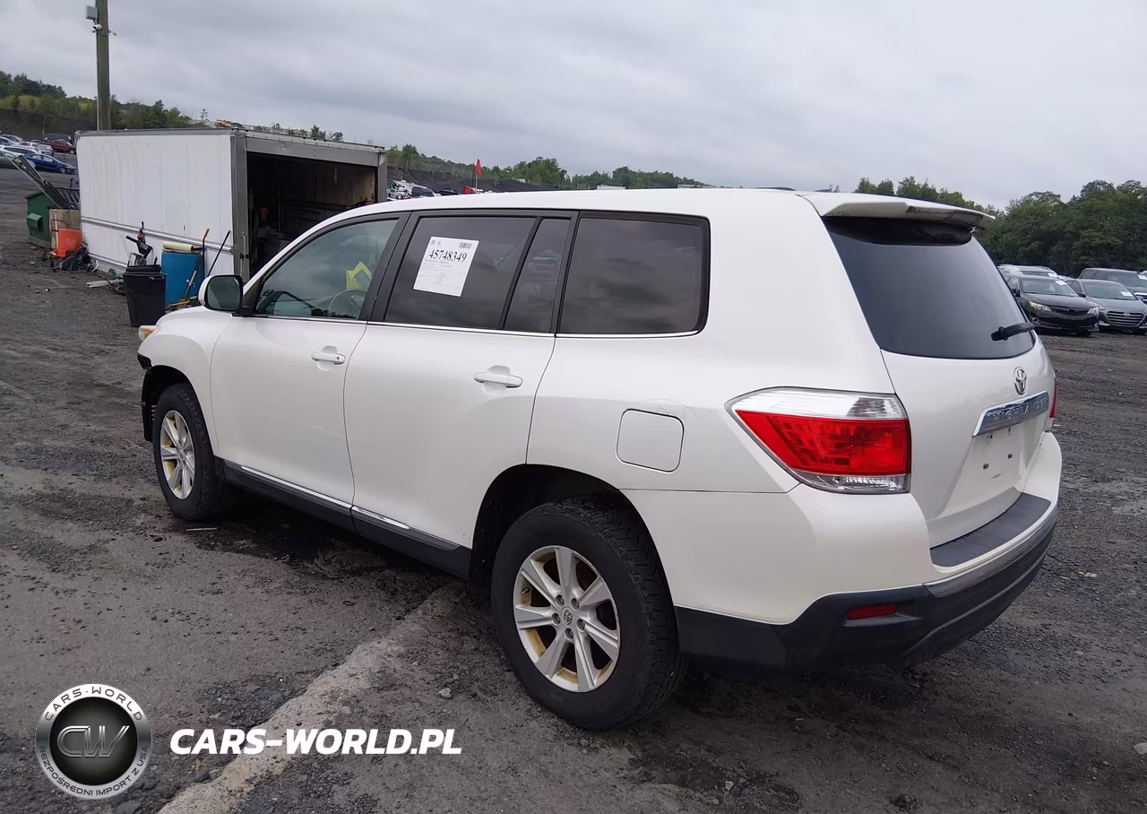 2012 Toyota Highlander Base V6 VIN:5TDBK3EH3CS147837 - 3