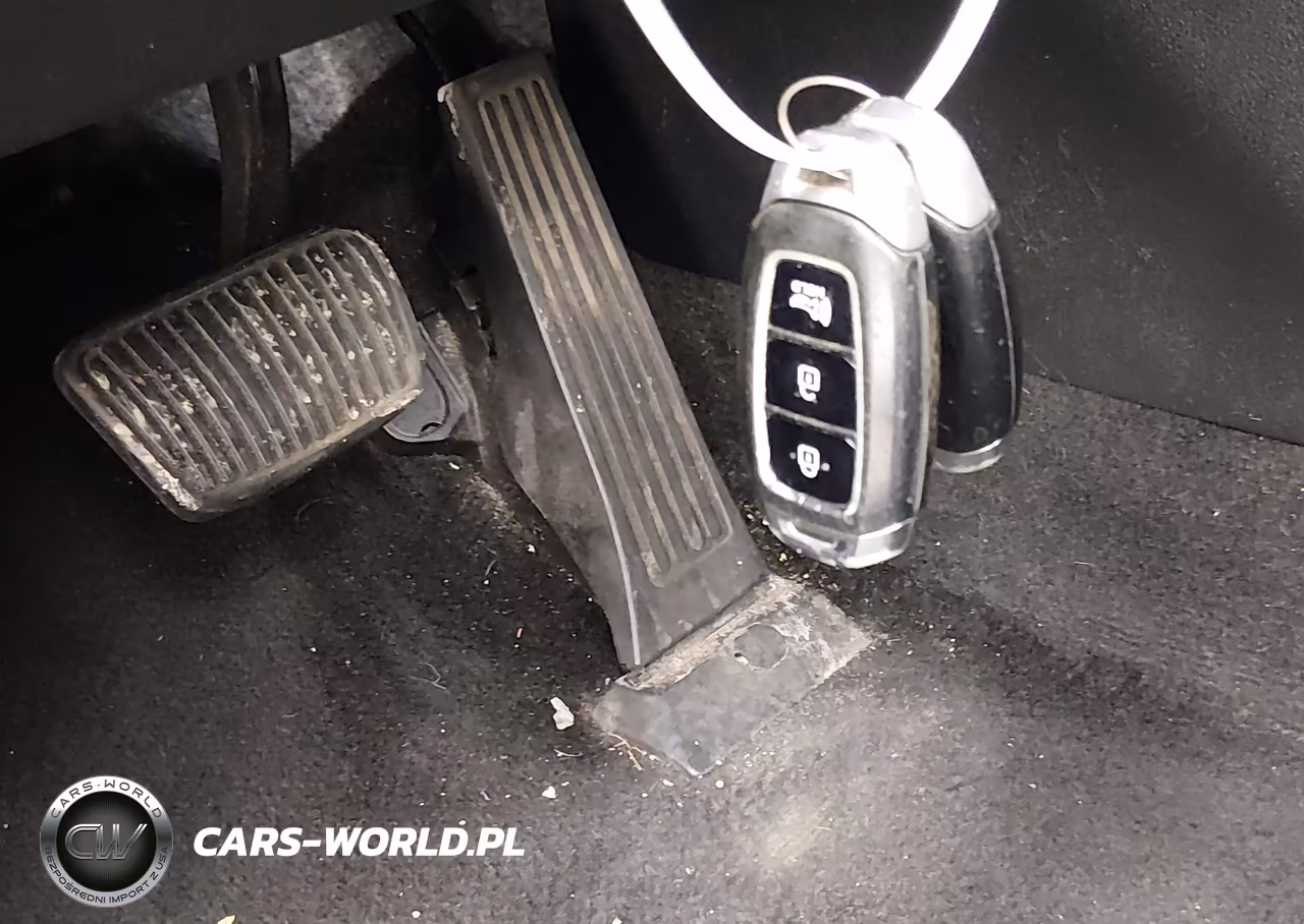 2020 Hyundai Santa Fe Sel VIN:5NMS3CAD6LH290090 - 11